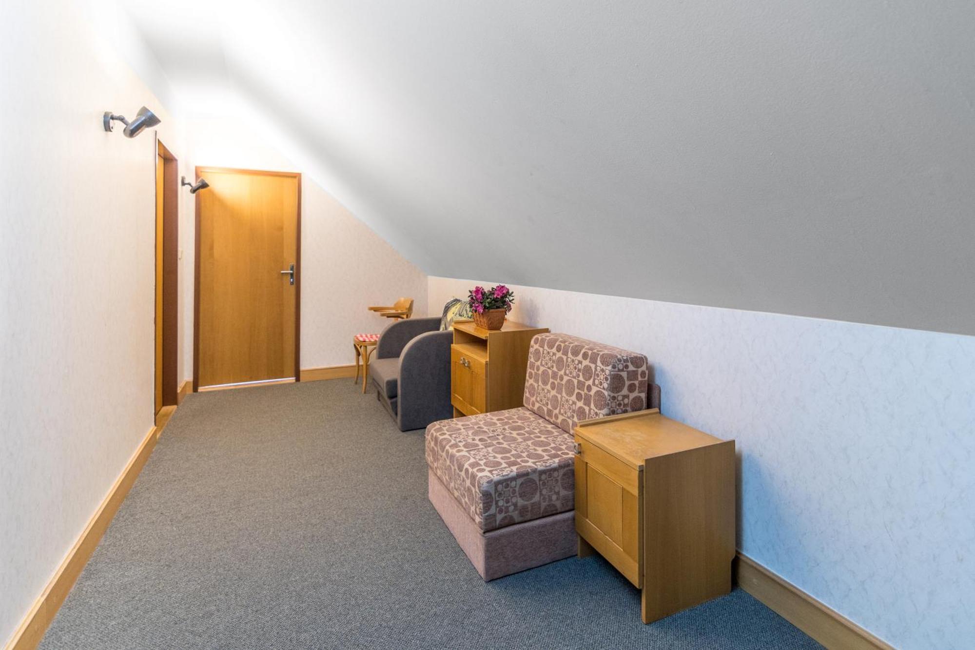 Hotel Malá Rennerovka Strážné Esterno foto