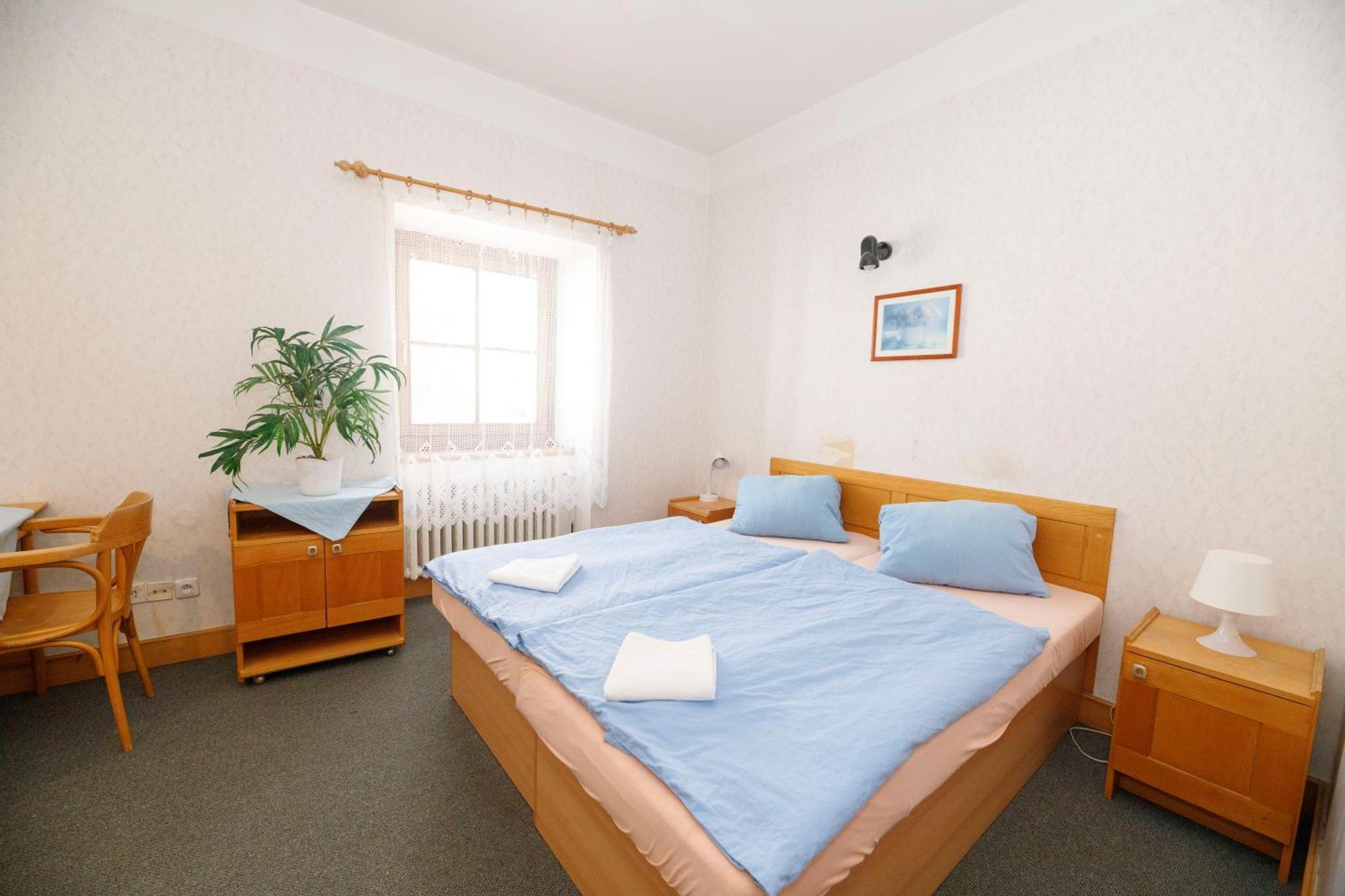 Hotel Malá Rennerovka Strážné Esterno foto